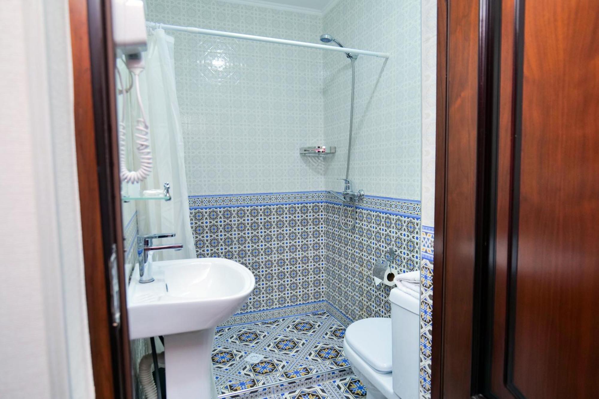Rayyan Hotel Buxoro Bilik gambar