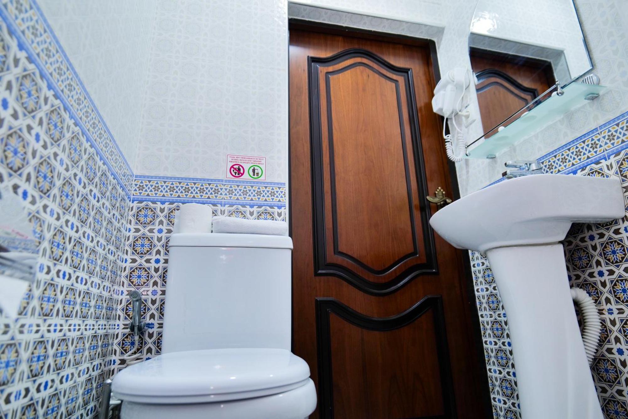 Rayyan Hotel Buxoro Bilik gambar